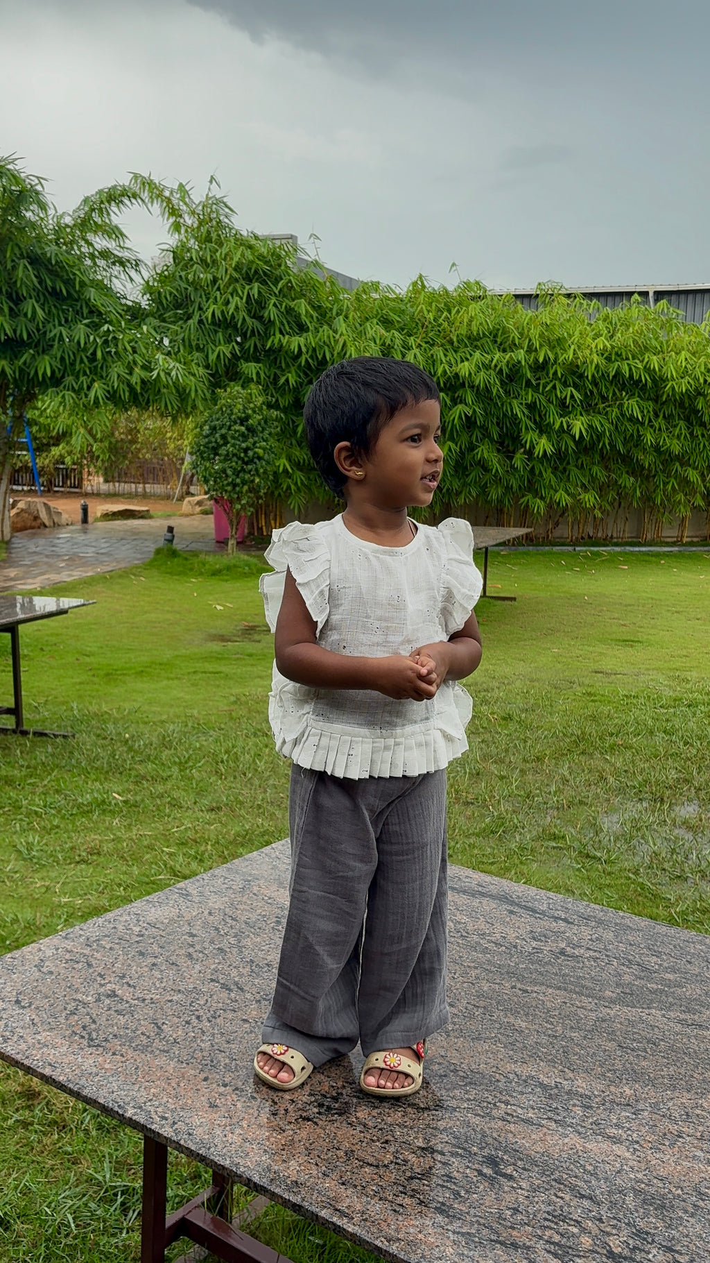 Girls Muslin pant set